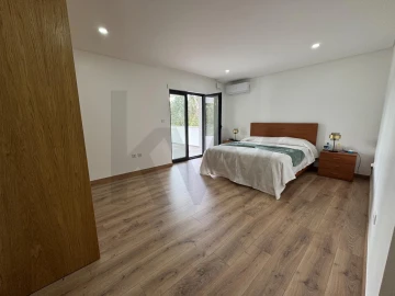 Moradia T3 para Venda em Avelal