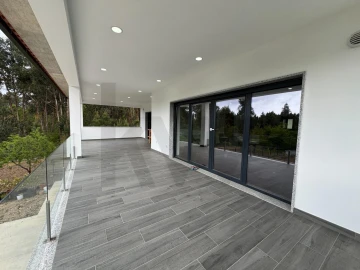 Moradia T3 para Venda em Avelal