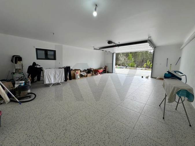 Moradia T3 para Venda em Avelal Foto 42