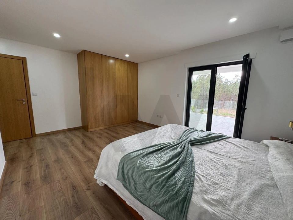 Moradia T3 para Venda em Avelal Foto 28