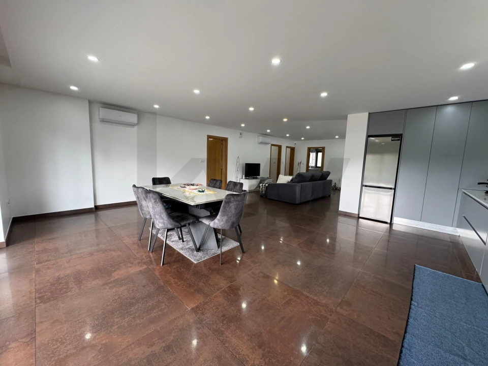 Moradia T3 para Venda em Avelal Foto 12