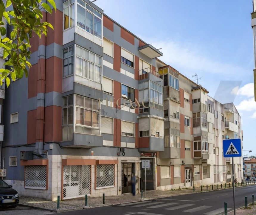 Apartamento T2 para Venda em Cacém e São Marcos Foto 1