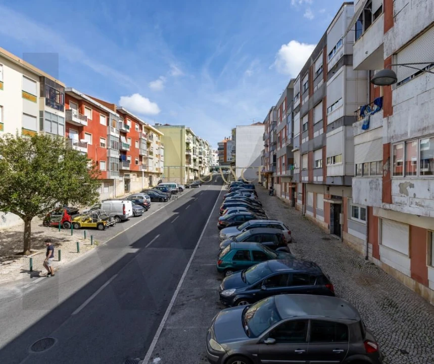 Apartamento T2 para Venda em Cacém e São Marcos Foto 3