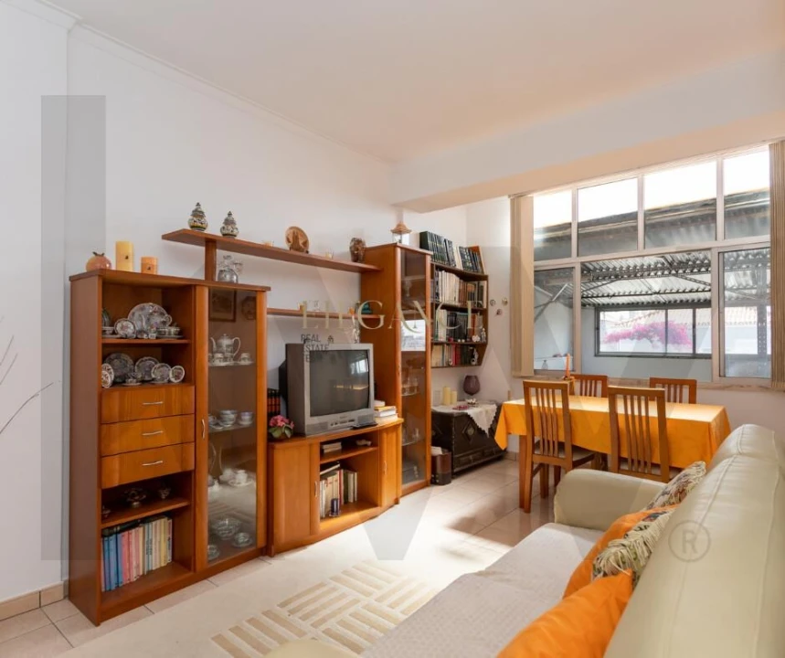 Apartamento T2 para Venda em Cacém e São Marcos Foto 24