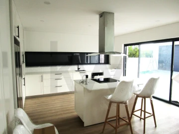 Moradia T4 para Venda em Comporta