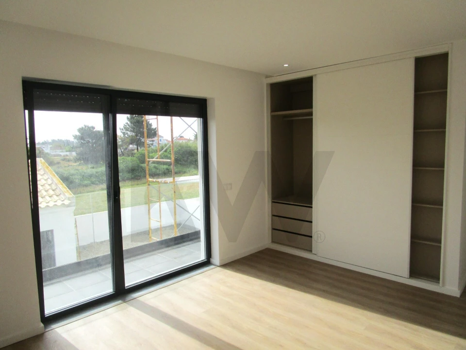 Moradia T4 para Venda em Comporta Foto 36