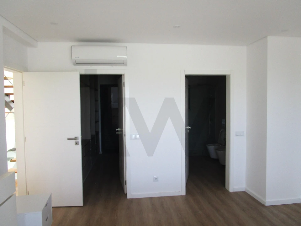 Moradia T4 para Venda em Comporta Foto 31