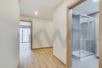 Apartamento T3 para Venda em São Domingos de Benfica