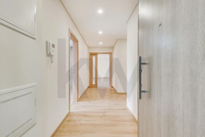 Apartamento T3 para Venda em São Domingos de Benfica