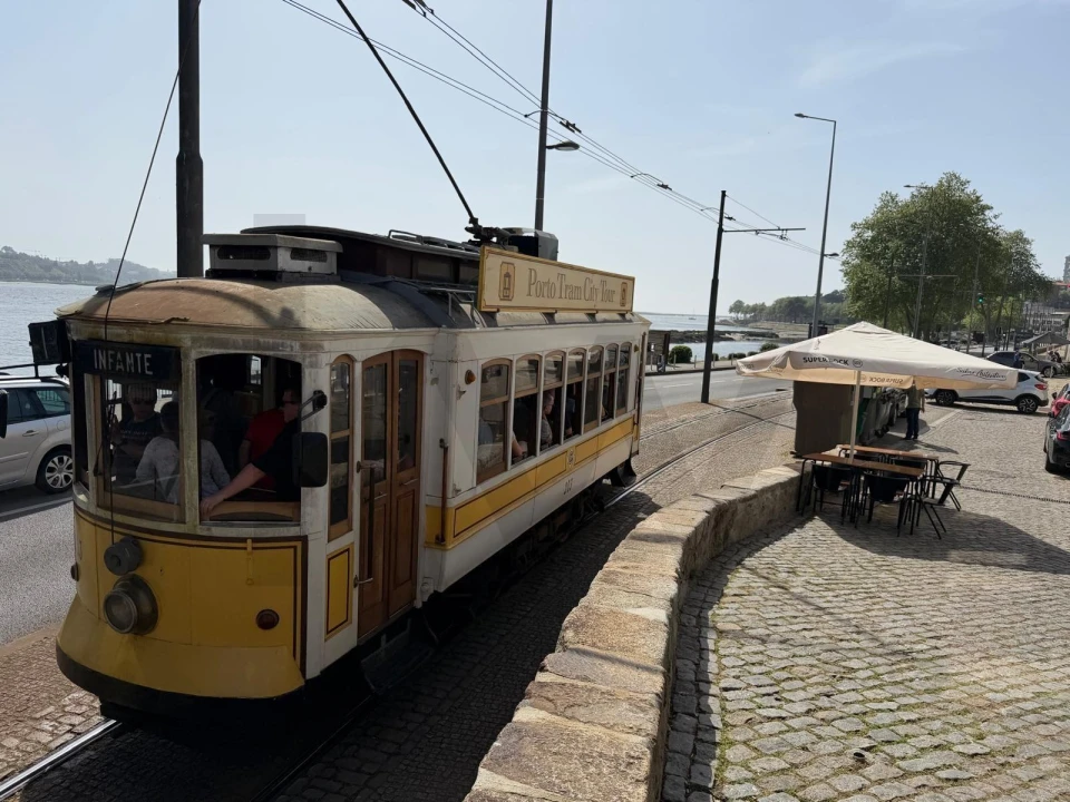 Moradia T5 para Venda em Lordelo do Ouro e Massarelos Foto 31