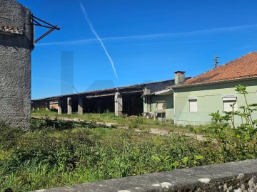 Moradia T3 para Venda em Santa Joana