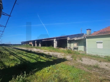 Moradia T3 para Venda em Santa Joana