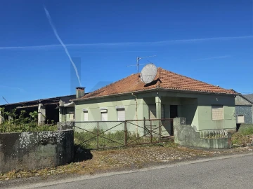 Moradia T3 para Venda em Santa Joana