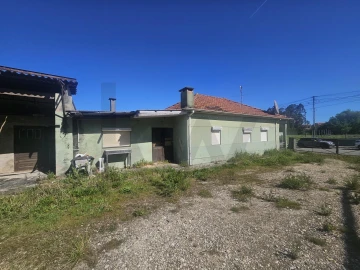 Moradia T3 para Venda em Santa Joana