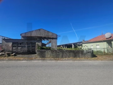 Moradia T3 para Venda em Santa Joana