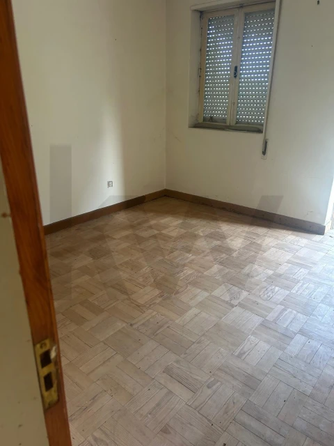 Moradia T6 para Venda em Sé, Santa Maria e Meixedo