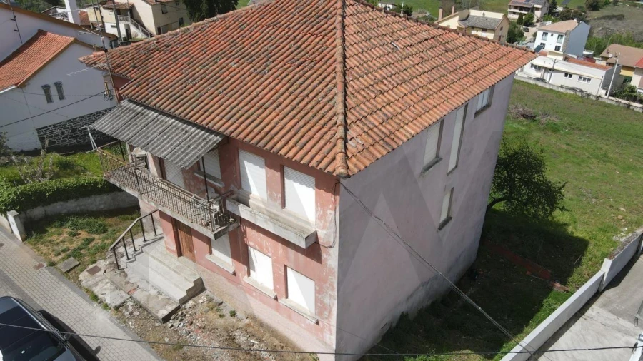 Moradia T6 para Venda em Sé, Santa Maria e Meixedo Foto 4