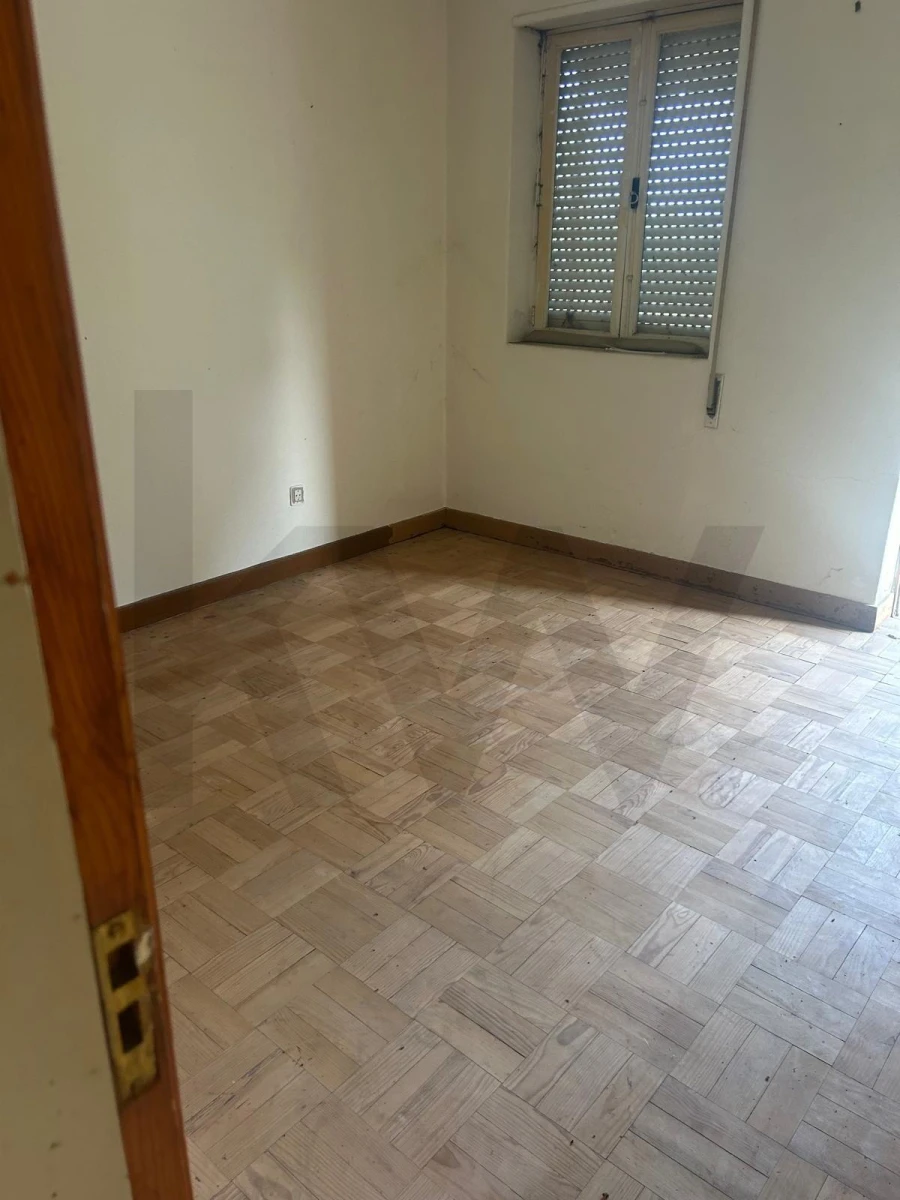 Moradia T6 para Venda em Sé, Santa Maria e Meixedo Foto 11