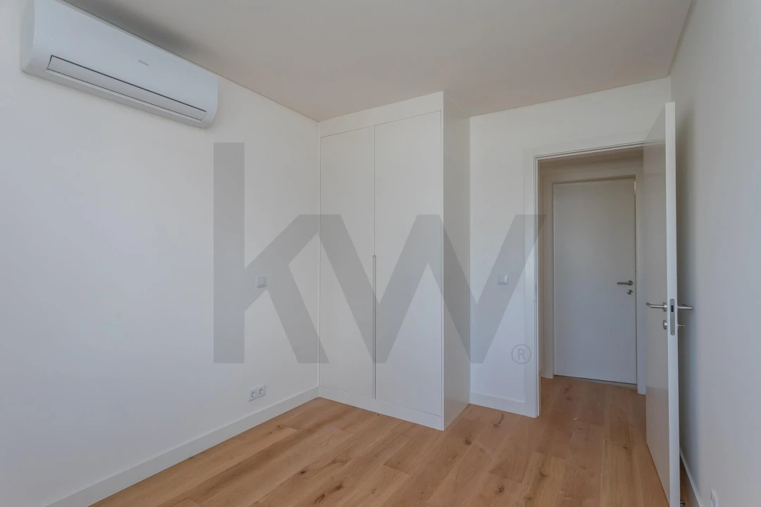 Apartamento T2 para Venda em Seixal, Arrentela e Aldeia de Paio Pires Foto 14