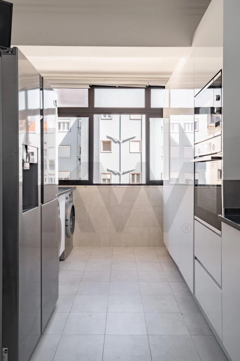 Apartamento T3 para Venda em Campo de Ourique