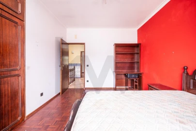 Moradia T3 para Venda em Furadouro