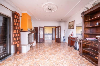 Moradia T3 para Venda em Furadouro