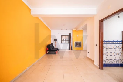 Moradia T3 para Venda em Furadouro