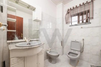 Moradia T3 para Venda em Furadouro