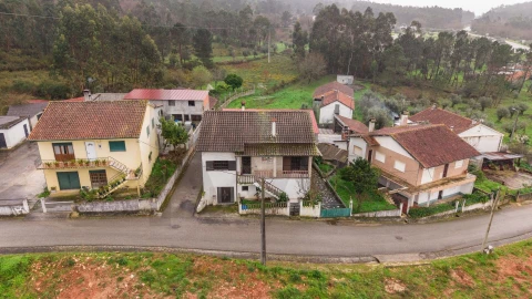 Moradia T3 para Venda em Furadouro