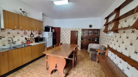 Moradia T2 para Venda em Idanha-A-Nova e Alcafozes