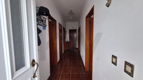 Moradia T2 para Venda em Idanha-A-Nova e Alcafozes