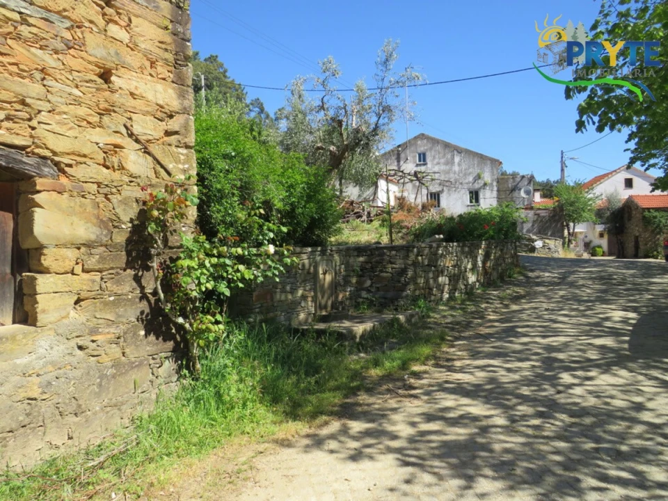 Moradia T2 para Venda em Proença-A-Nova e Peral Foto 40