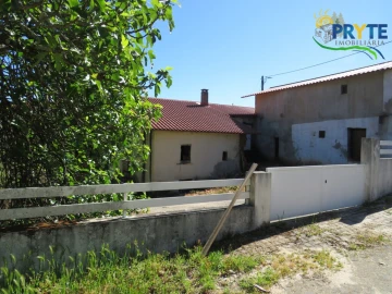 Moradia T2 para Venda em Proença-A-Nova e Peral