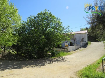 Moradia T2 para Venda em Proença-A-Nova e Peral
