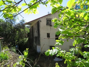 Moradia T2 para Venda em Proença-A-Nova e Peral