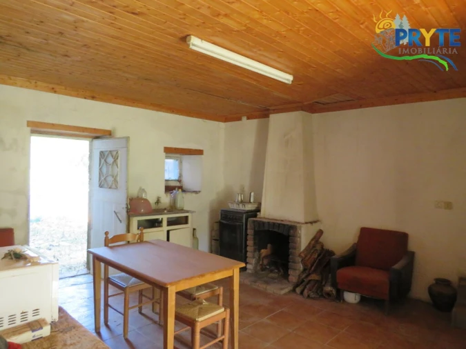 Moradia T2 para Venda em Proença-A-Nova e Peral Foto 6