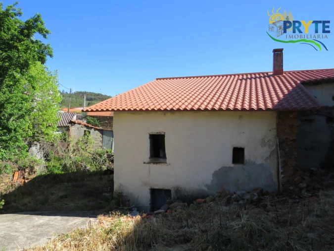 Moradia T2 para Venda em Proença-A-Nova e Peral Foto 11