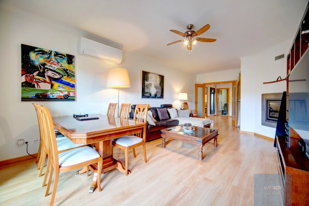 Apartamento T2 para Venda em Alcabideche Foto 5