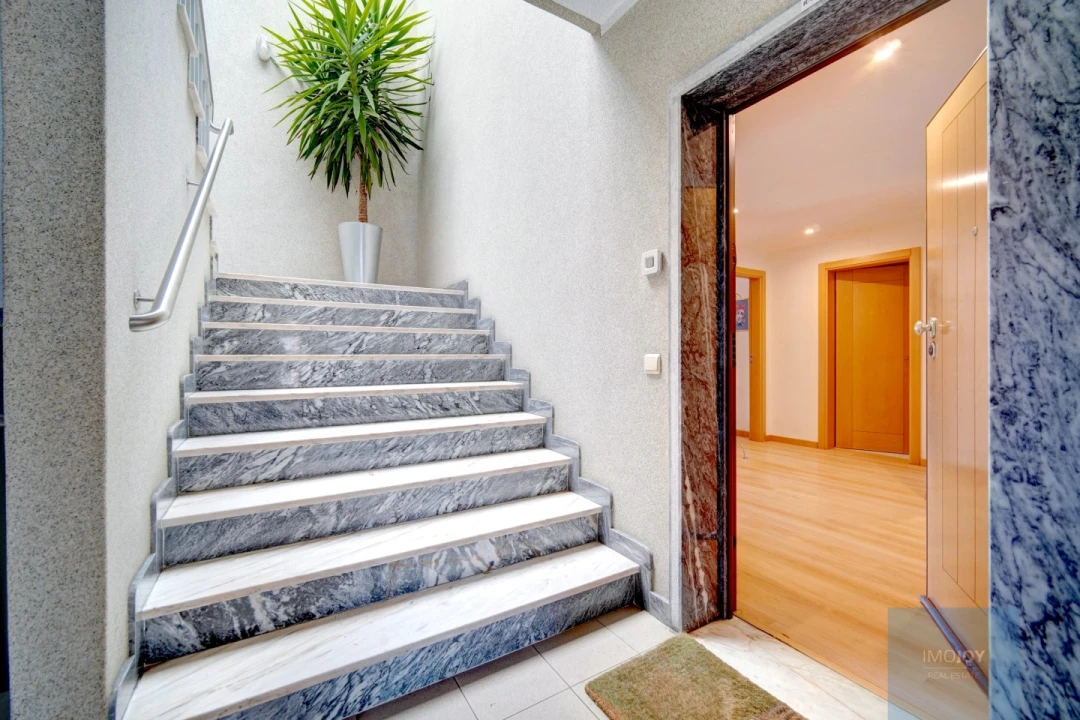 Apartamento T2 para Venda em Alcabideche Foto 19