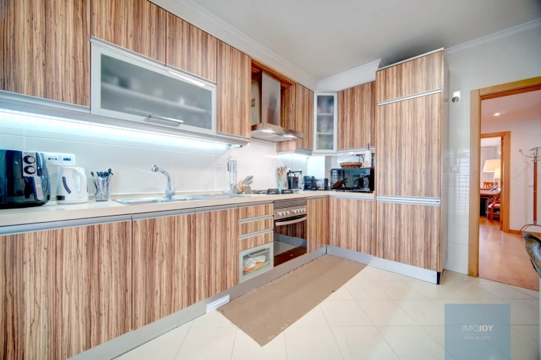 Apartamento T2 para Venda em Alcabideche Foto 9