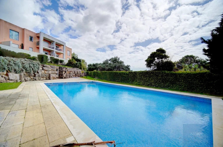 Apartamento T2 para Venda em Alcabideche Foto 2