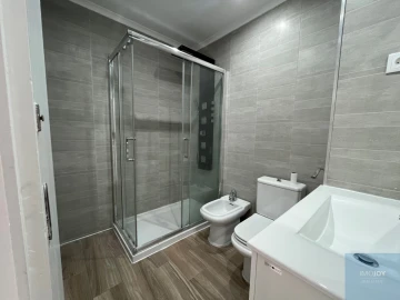 Apartamento T2 para Arrendamento em Carnide