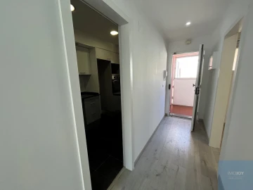 Apartamento T2 para Arrendamento em Carnide
