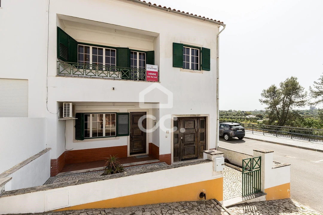 Moradia T3 para Venda em Arraiolos Foto 1