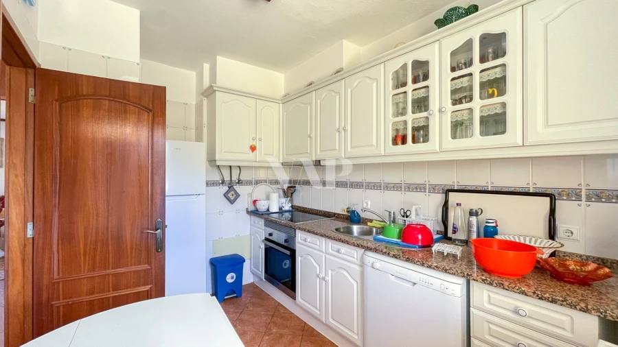 Apartamento T3 para Venda em Quarteira Foto 5