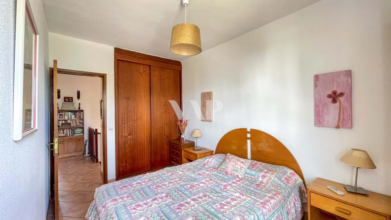 Apartamento T3 para Venda em Quarteira Foto 23