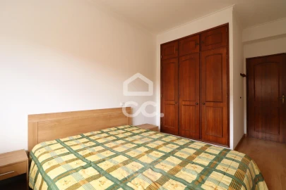 Apartamento T3 para Arrendamento em São Martinho do Bispo e Ribeira de Frades