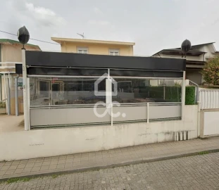 Negócio para Arrendamento em Alfena