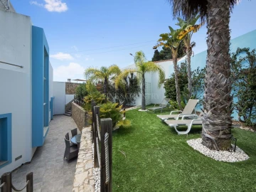 Moradia T4 para Venda em Lagoa e Carvoeiro