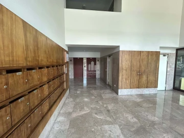 Apartamento T2 para Arrendamento em Santa Marinha